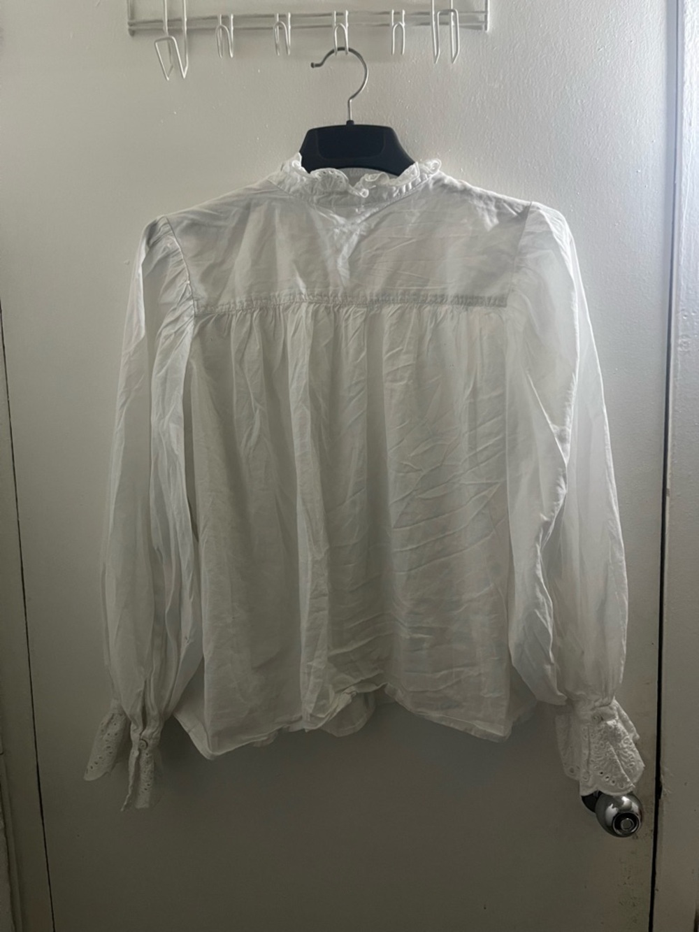 H&M White Trim Cotton Blouse - Picture 2 of 8